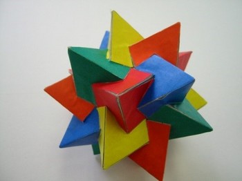 ５つの正４面体の複合体.jpg